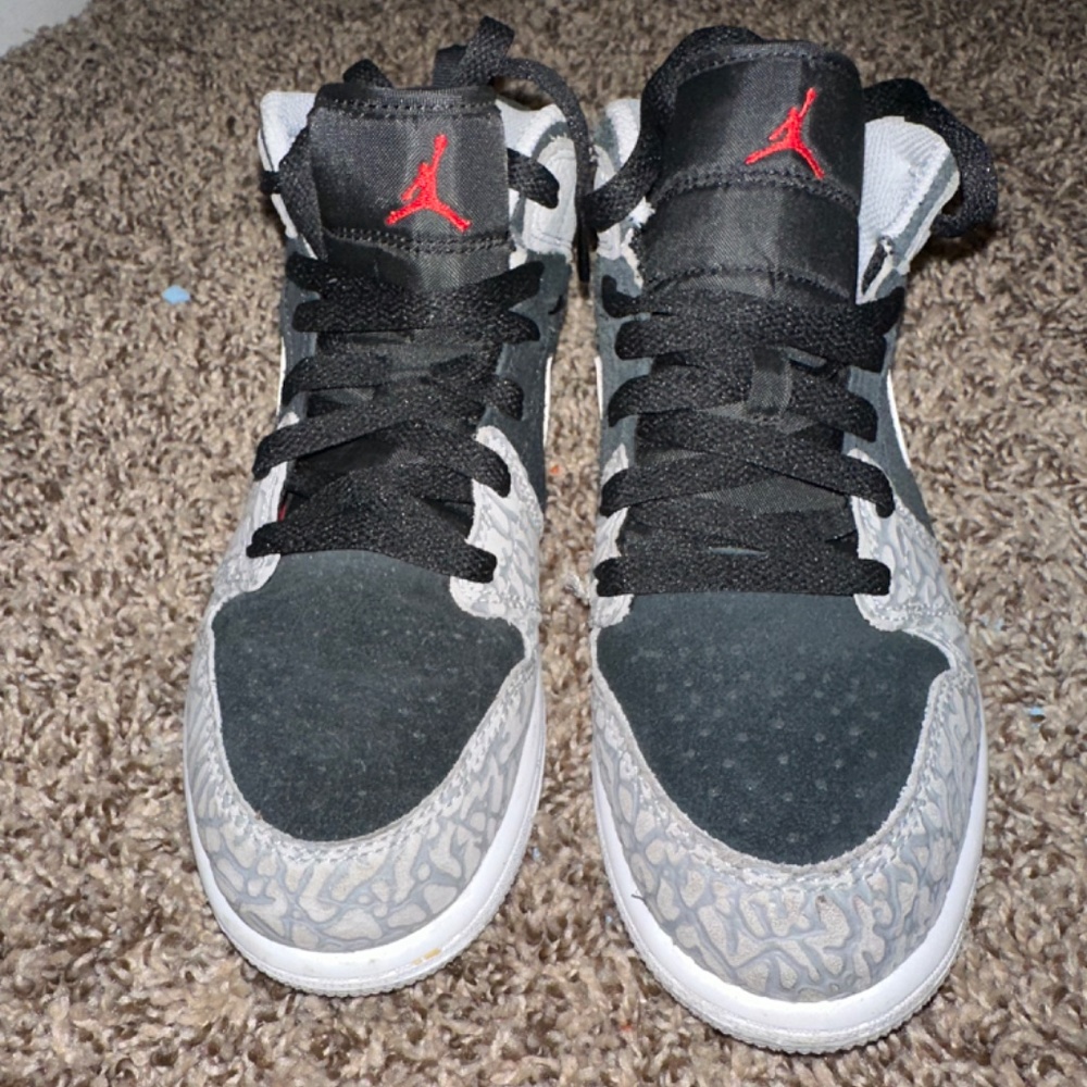 Jordan - Picture 3 of 3